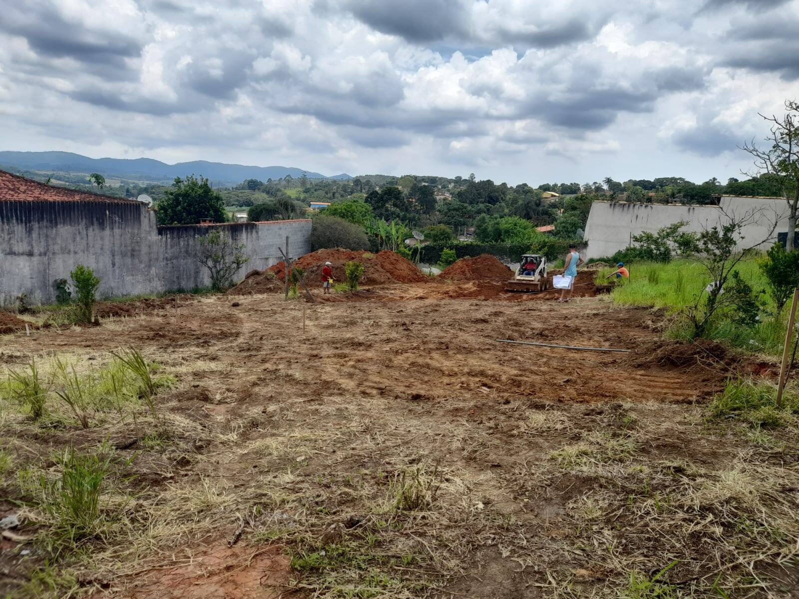 BELISSIMO TERRENO A VENDA EM PALMEIRAS SUZANO *** - 4424