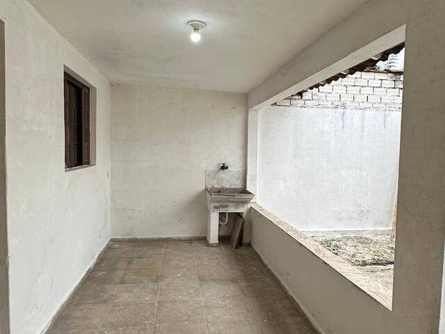 #4718 - Casa para Venda em Suzano - SP - 3