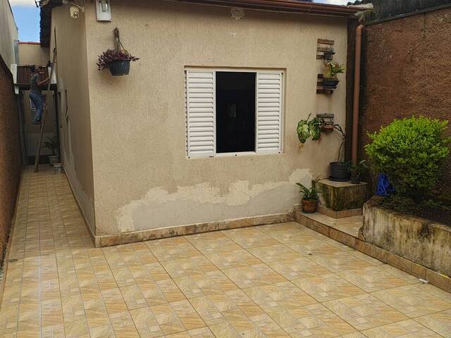 #4849 - Casa para Venda em Suzano - SP