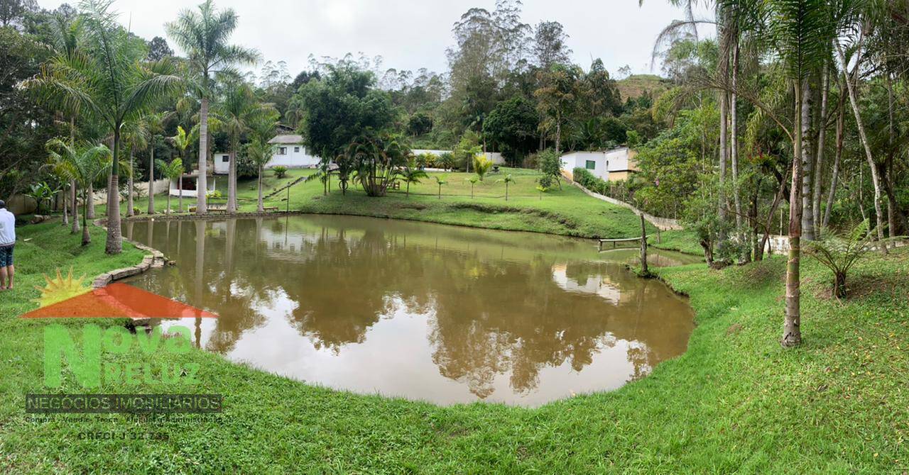 ***VENDO MARAVILHOSA CHÁCARA EM SUZANO***