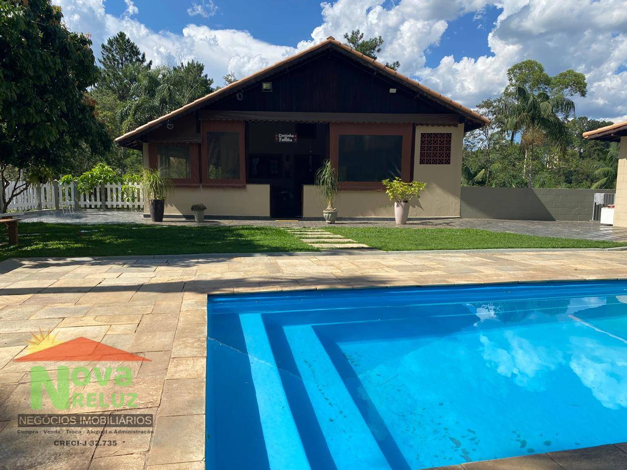 Chácara, 4 quartos, 5000 m² - Foto 1