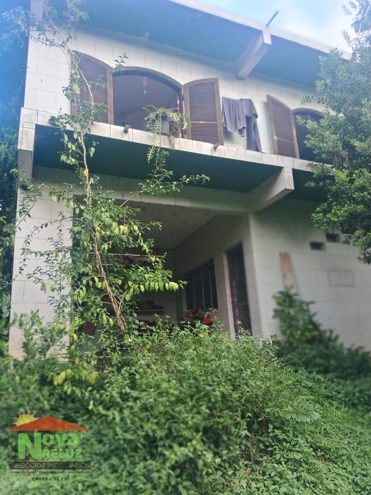 Chácara, 2 quartos, 2325 m² - Foto 1