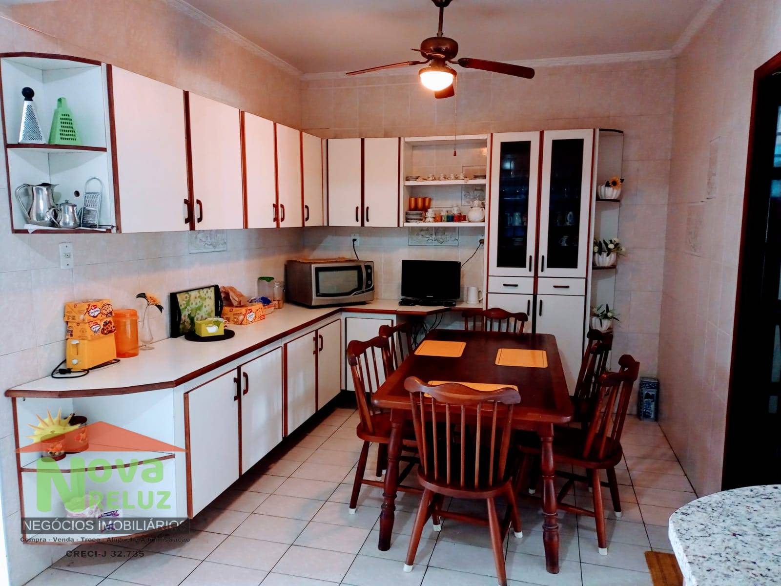 Sobrado, 3 quartos, 350 m² - Foto 2