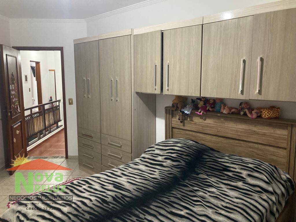 Sobrado, 3 quartos, 180 m² - Foto 4