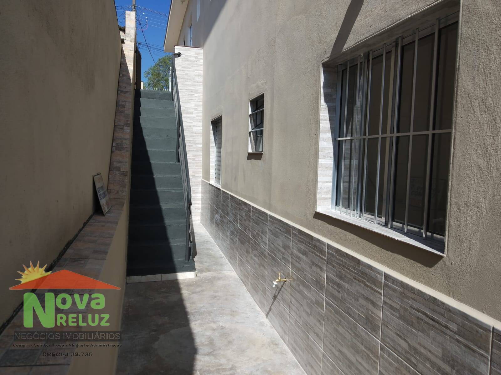 OPORTUNIDADE EM SUZANO: CASA NO BAIRRO JARDIM NOVA AMÉRICA!